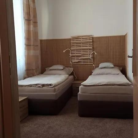 شقة Apartman Podebrady Poděbrady